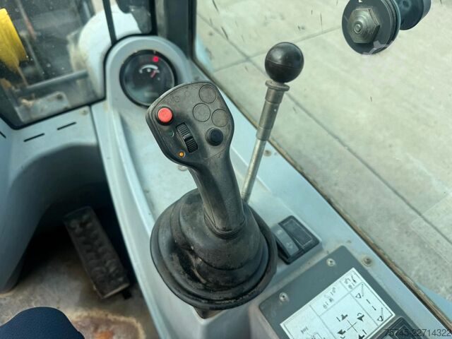 لودر چرخ‌دار KRAMER KRAMER ALLRAD 950 * DEUTZ MOTOR * LADEGABEL *