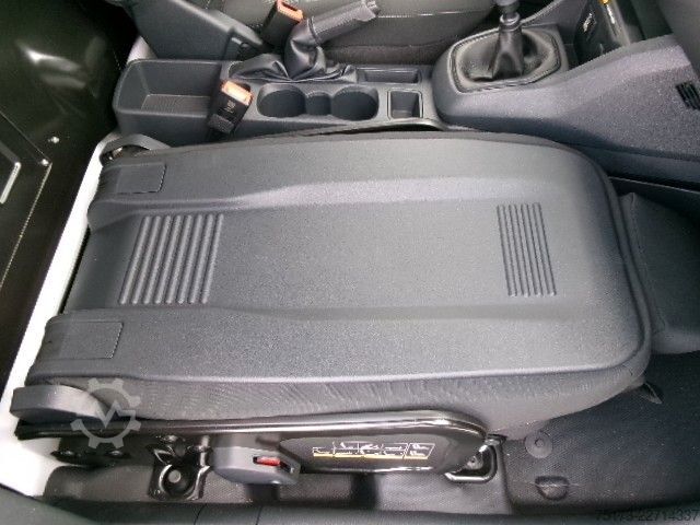 Panelová dodávka FORD Transit Courier Trend 1.5L EcoBl 2xS-Tür WiPa
