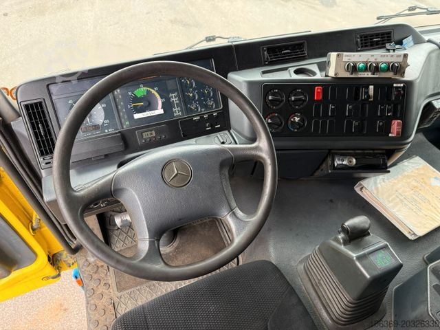 Lori tangki vakum MERCEDES-BENZ Actros 4140 8x4 KOKS MEGAVAC 8000 ADR Dry Vac