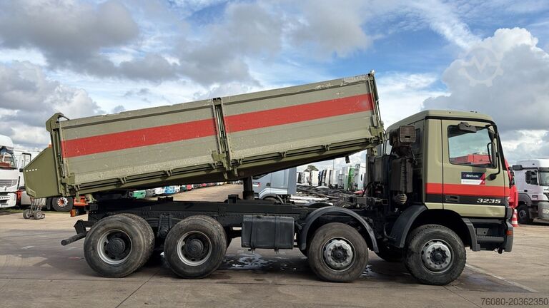 Tipper 3 côtés Mercedes-Benz Actros 3235 (EPS / LAMES / GRAND PONT / STEEL S...