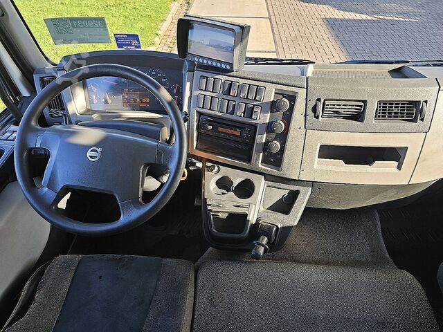 Valiză VOLVO FL 250.12
