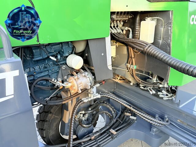 رافعة شوكية رباعية الاتجاهات Combilift C4500 DIESEL TRIPLEX 6000 POSITIONER