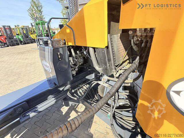 Xe nâng bốn hướng Combilift C4000 / GAS / DUPLEX 5500 / FREE-LIFT