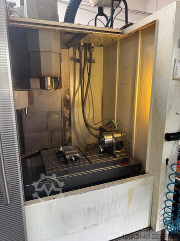 Pusat pemesinan menegak DECKEL MAHO DMC 63 V