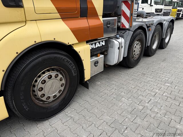 Tung lastbil MAN TGX 41.680 8X4/4 BBS 250.000 Kg