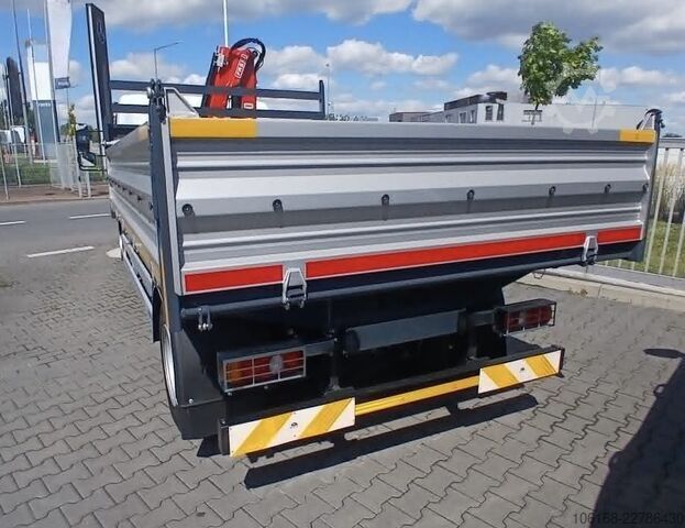 Truk derek dengan derek Fuso Canter 7C15 Fassi Kran 3-seiten Kipper