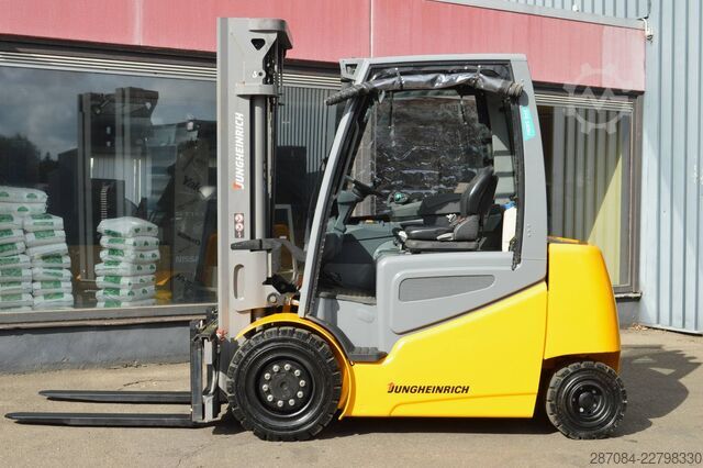 Empilhador Jungheinrich EFG 540ks