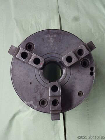 3-leukainen istukka, sorvin istukka FORKARDT (RÖHM) F250