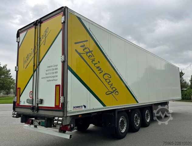 Poluprikolica hladnjača SCHMITZ CARGOBULL SCB*S3B CARRIER VECTOR 1550 DISC BRAKES FLOWERWI