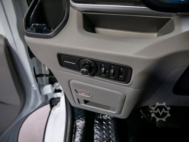 Panel van Maxus eDELIVER 9 KA L3H2 72 kWh Abstandstemp. LED K