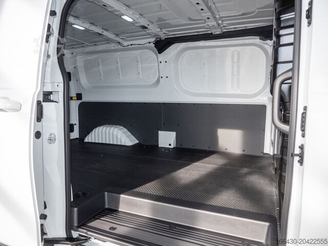 Kastenwagen Maxus eDELIVER 7 KA ALLRAD L2H1 88 kW/h Klima Kamer