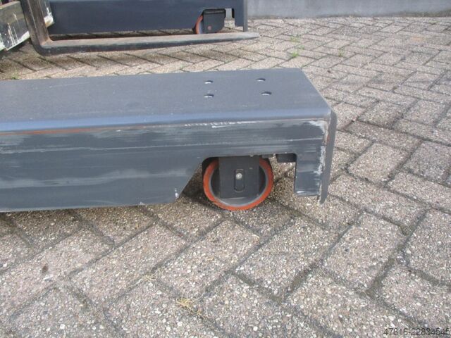 Firevejs gaffeltruck FAC 4V-XT3020