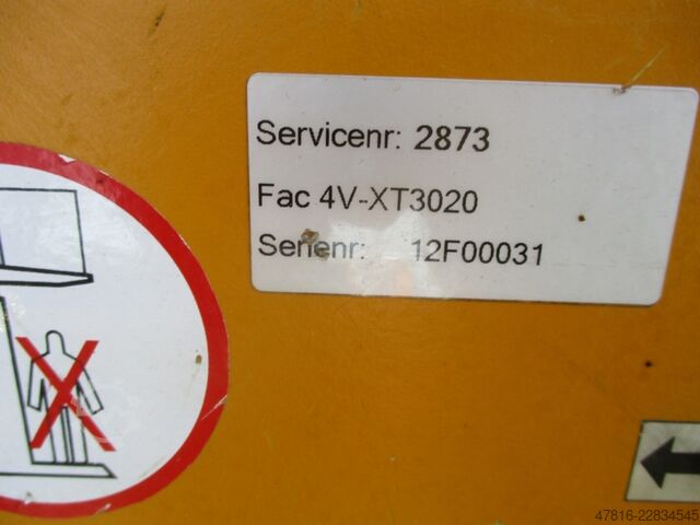 Firevejs gaffeltruck FAC 4V-XT3020