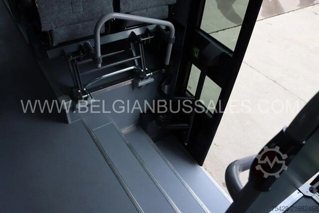 Bus Antar Kota Iveco Crossway 12m Pop light / Double middle door / p...