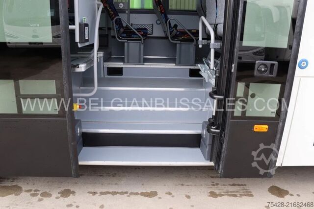 Bus Antar Kota Iveco Crossway 12m Pop light / Double middle door / p...