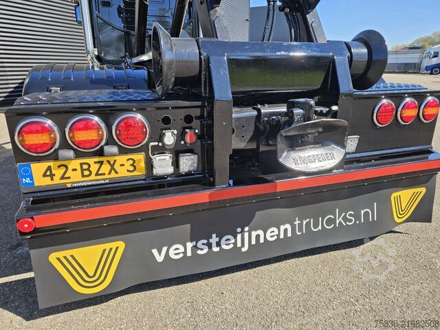 Sistem lengan pengait Scania T580 8x4*4 / TORPEDO / HOOKLIFT / ABROLKIPPER