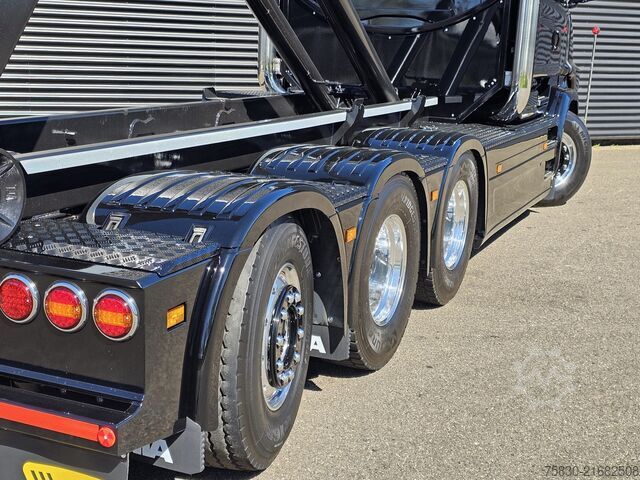 Sistem lengan pengait Scania T580 8x4*4 / TORPEDO / HOOKLIFT / ABROLKIPPER