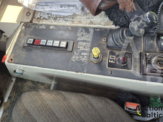 מנוף טעינה נייד Terex AC 35 L