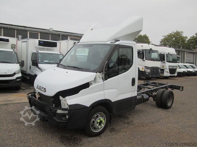 Pakettiauton alusta IVECO 35 C13*Fahrgestell*