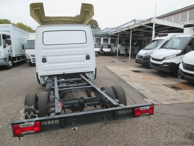 Pakettiauton alusta IVECO 35 C13*Fahrgestell*