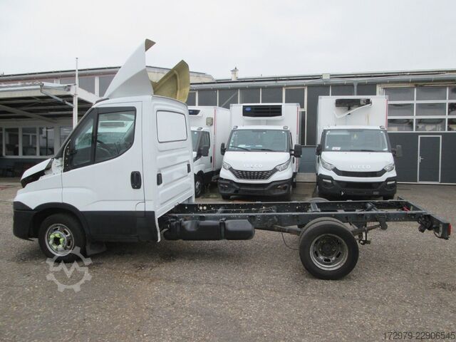 Pakettiauton alusta IVECO 35 C13*Fahrgestell*