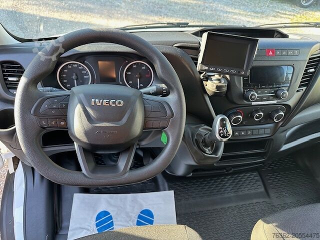 Transporter mit Koffer Iveco Daily 35C16 Zwillingsbereifung.LBW.Kamer