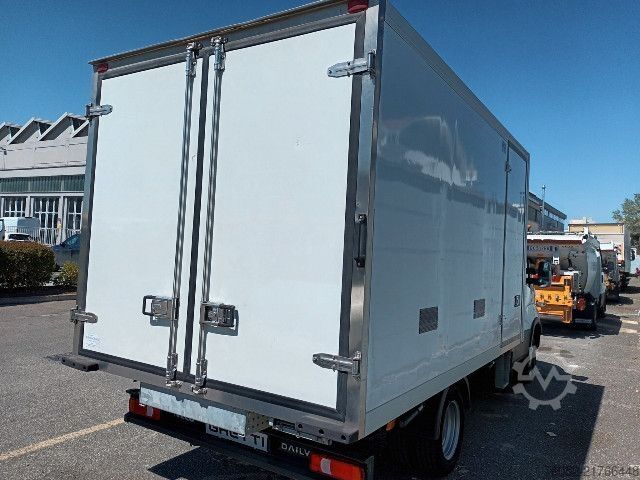 রেফ্রিজারেটেড ট্রাক IVECO 35C16
