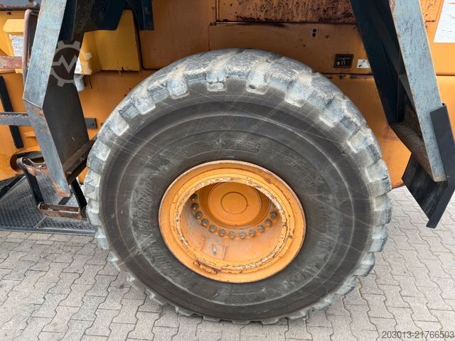 Ładowarka kołowa Case CASE 921C Radlader 25,5 Ton *Schaufel 4.1 m³