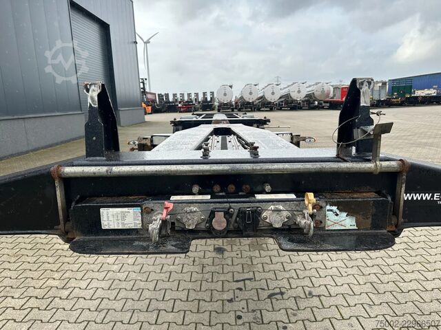 Preprava kontajnerov D-TEC FLEXITRAILER TRACTION / ADR / SAF + discbrakes ...
