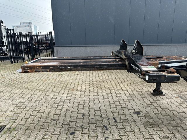 Preprava kontajnerov D-TEC FLEXITRAILER TRACTION / ADR / SAF + discbrakes ...
