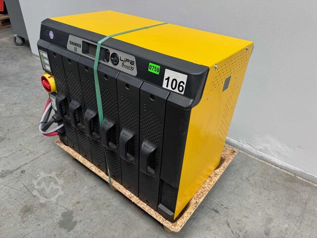 Modulær HF-lader for gaffeltruck Hawker 80V