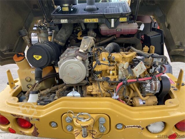 Carregador CAT 906M (7164)