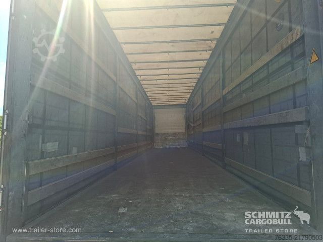 Nyitott ponyvás félpótkocsi Schmitz Cargobull Curtainsider Mega