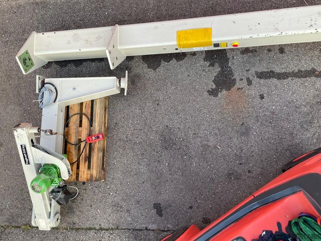 Колонен завъртащ кран с чупещо рамо и верижен електротелфер IBB Stahl T405 L 500 Kg