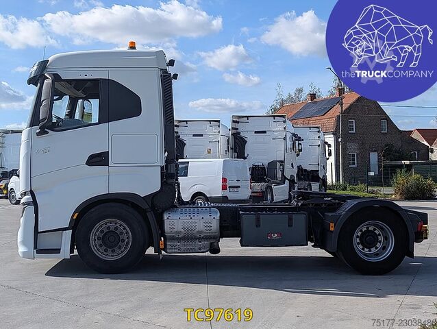  Iveco S-Way 420
