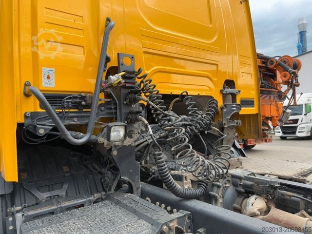 Standard tractor unit SCANIA G450 XT 4x4 Euro 6 SZM Kipphydraulik Blatt/ Luft