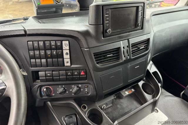 Pašizgāzējs kravas automobilis IVECO Stralis 460 6x2 Welaki