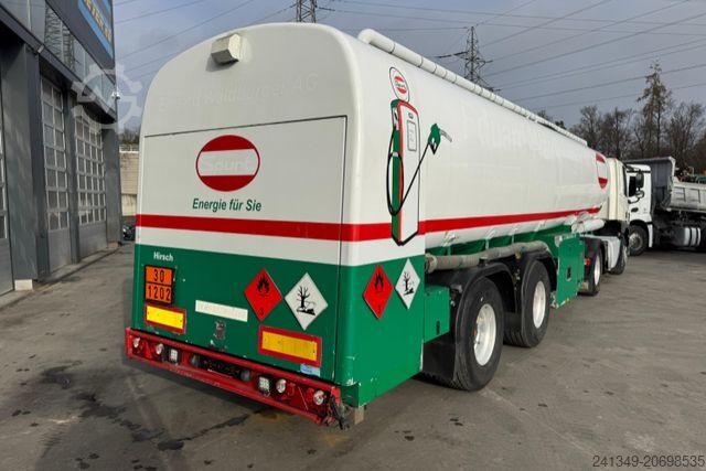 Puspiekabes cisterna SCHWARZMÜLLER Tank 32'770L 3 Kammern