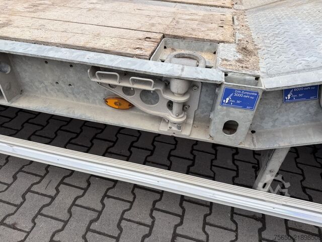 低床トレーラー Humbaur HTD 30  3 Achs Tiefladeranhänger, Wenig Benutzt
