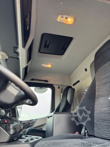 LKW mit Getränkeaufbau MERCEDES-BENZ ANTOS 2540 L/ LENKACHSE / Staplerhalterung / AHK