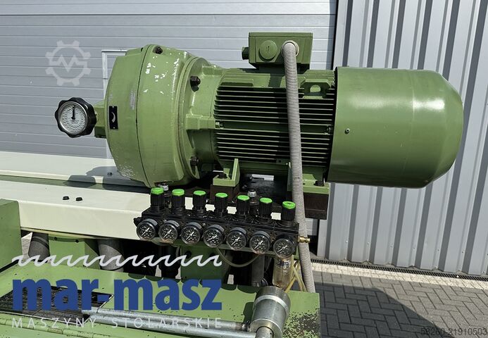 Štvorstranná hobľovačka na mokré práce WEINIG Hydromat 22 AL na 8 głowic