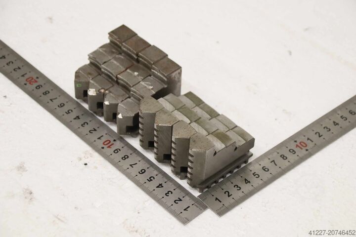 Výměnné čelisti pro čtyřčelisťové sklíčidlo, 2 sady Röhm Breite 18 mm