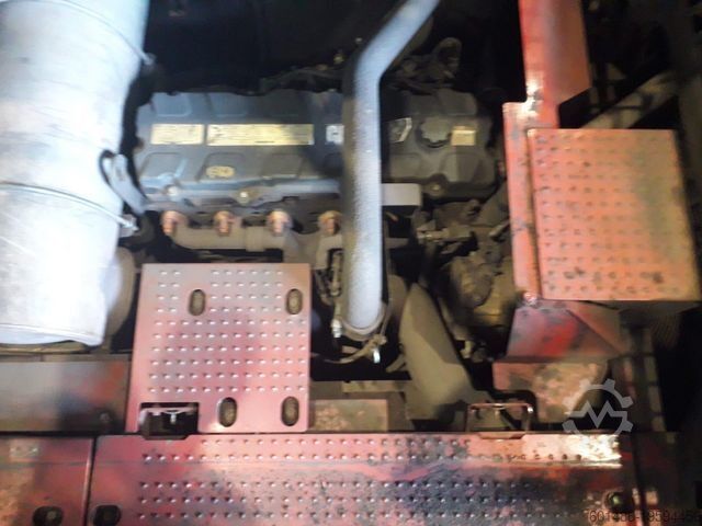 Paletli ekskavatör CATERPILLAR 330D Mantsinen 50RCT