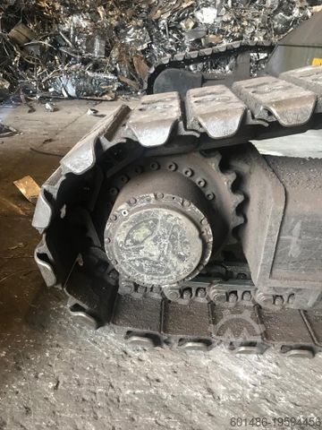 Paletli ekskavatör CATERPILLAR 330D Mantsinen 50RCT