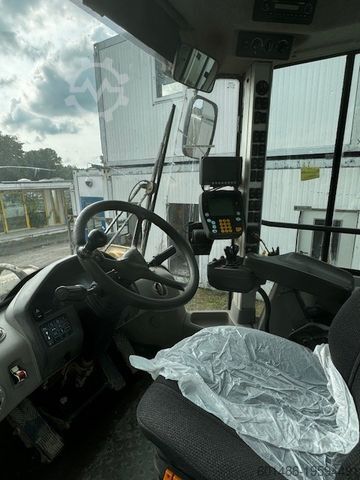 Riteņu iekrāvējs VOLVO L180 G