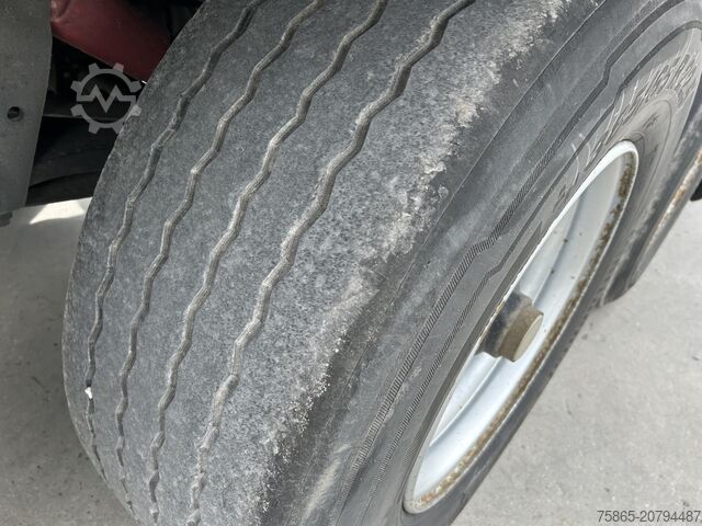 Koper Schmitz Cargobull SCB S3B / Box Trailer / BPW Drum / NL Trailer /...