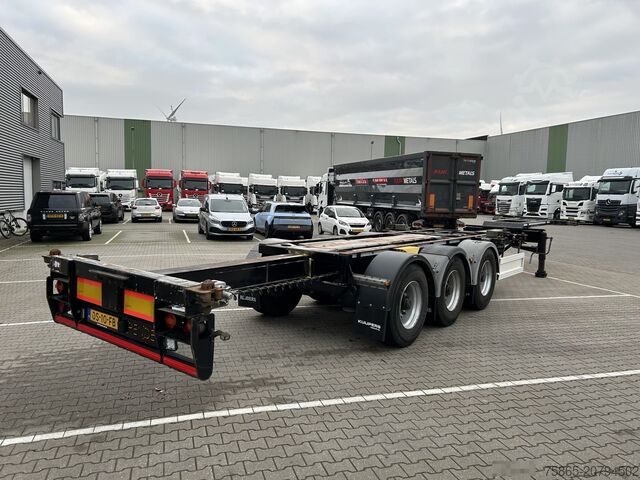 Transportasi kontainer Renders Euro 800 / Container 20 - 30 - 40 - 45 ft / Dru...