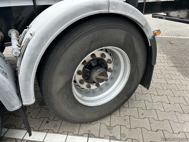 Transportasi kontainer Renders Euro 800 / Container 20 - 30 - 40 - 45 ft / Dru...