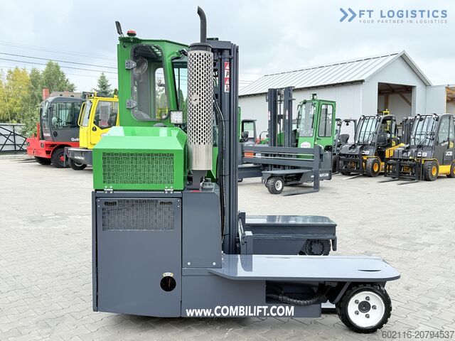 Forklift empat arah Combilift C3000 DIESEL TRIPLEX 4900 POSITIONER