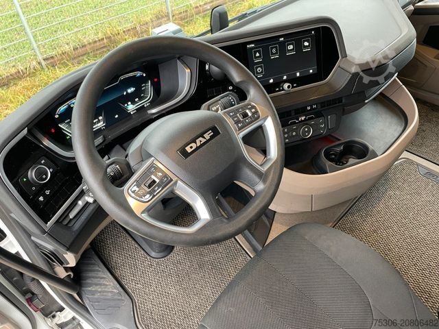 Tractor estándar DAF FT XG 530